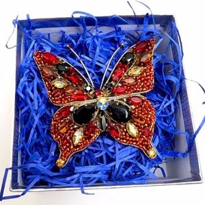NWT BEAD EMBROIDERED BUTTERFLY HANDMADE BROOCH ACCESSORY